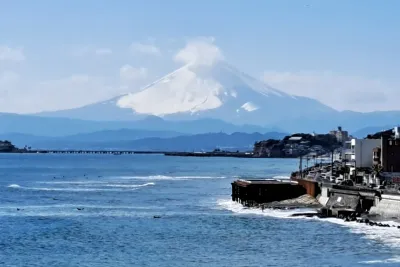 Mount Fuji seen from Kamakura Kaihin Kouen